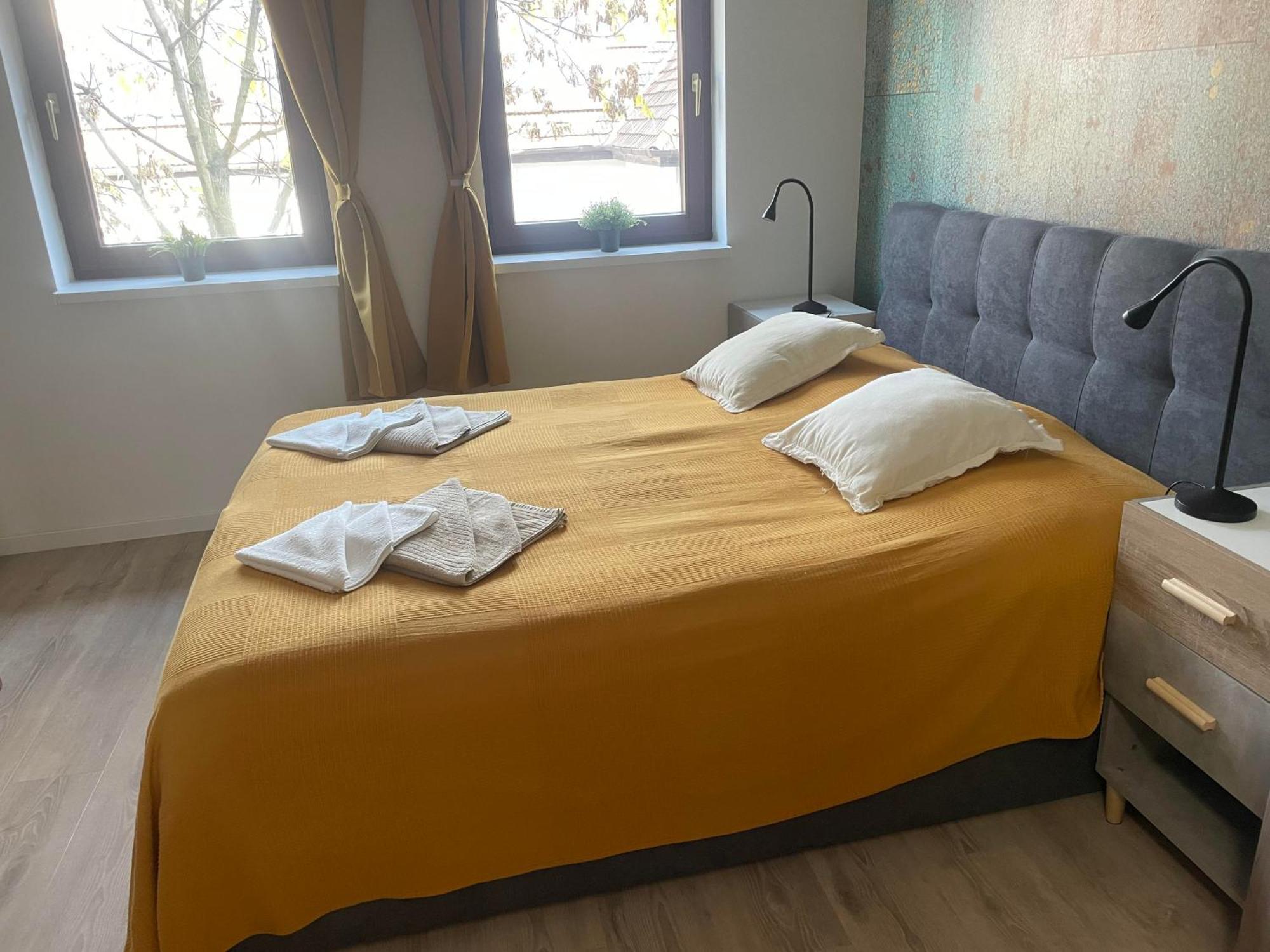 Apartamento Szent Benedek Apartman Fot Exterior foto